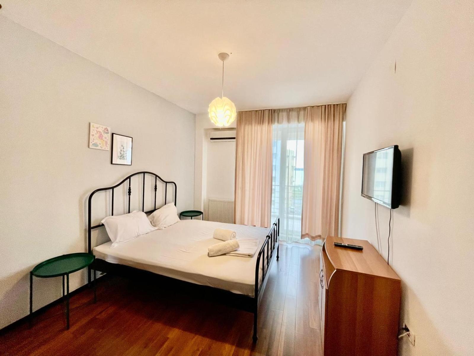 Catalina Summerland Apartaments Mamaia Nord Exterior photo