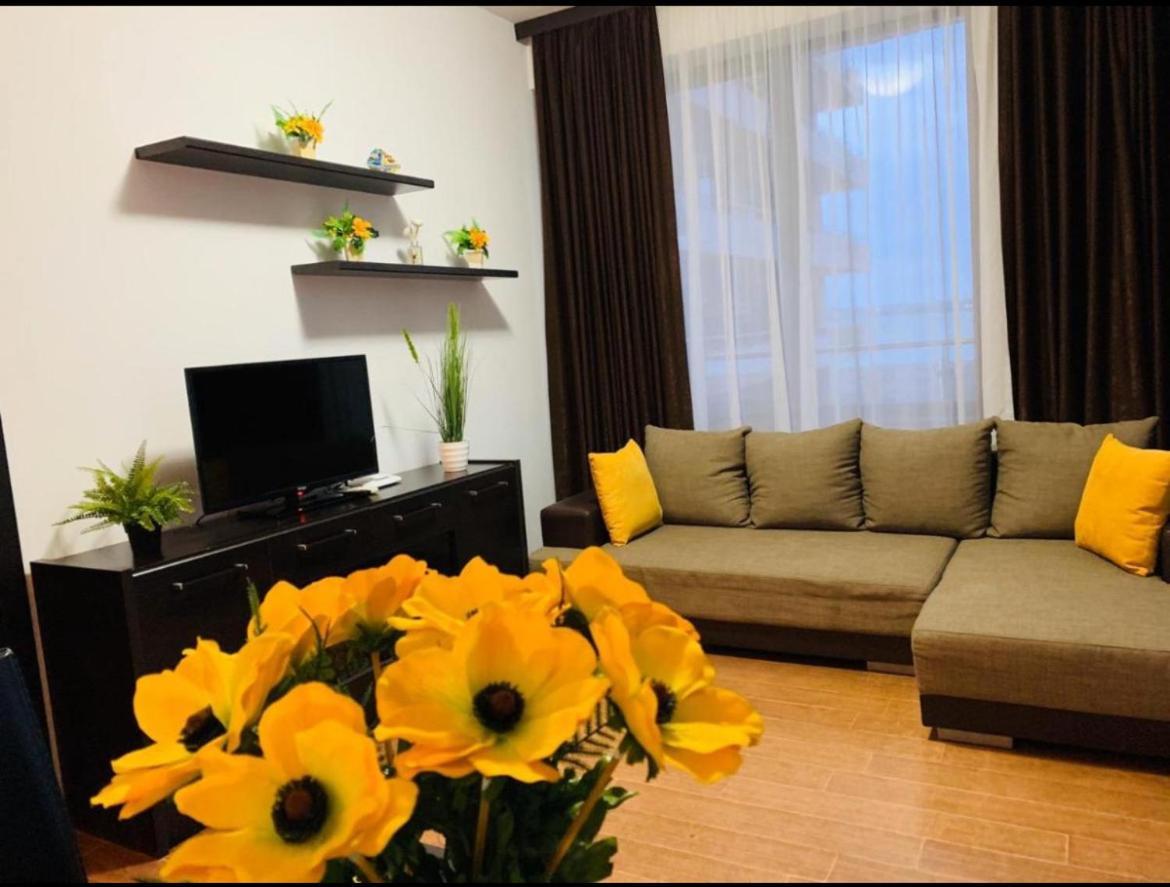 Catalina Summerland Apartaments Mamaia Nord Exterior photo