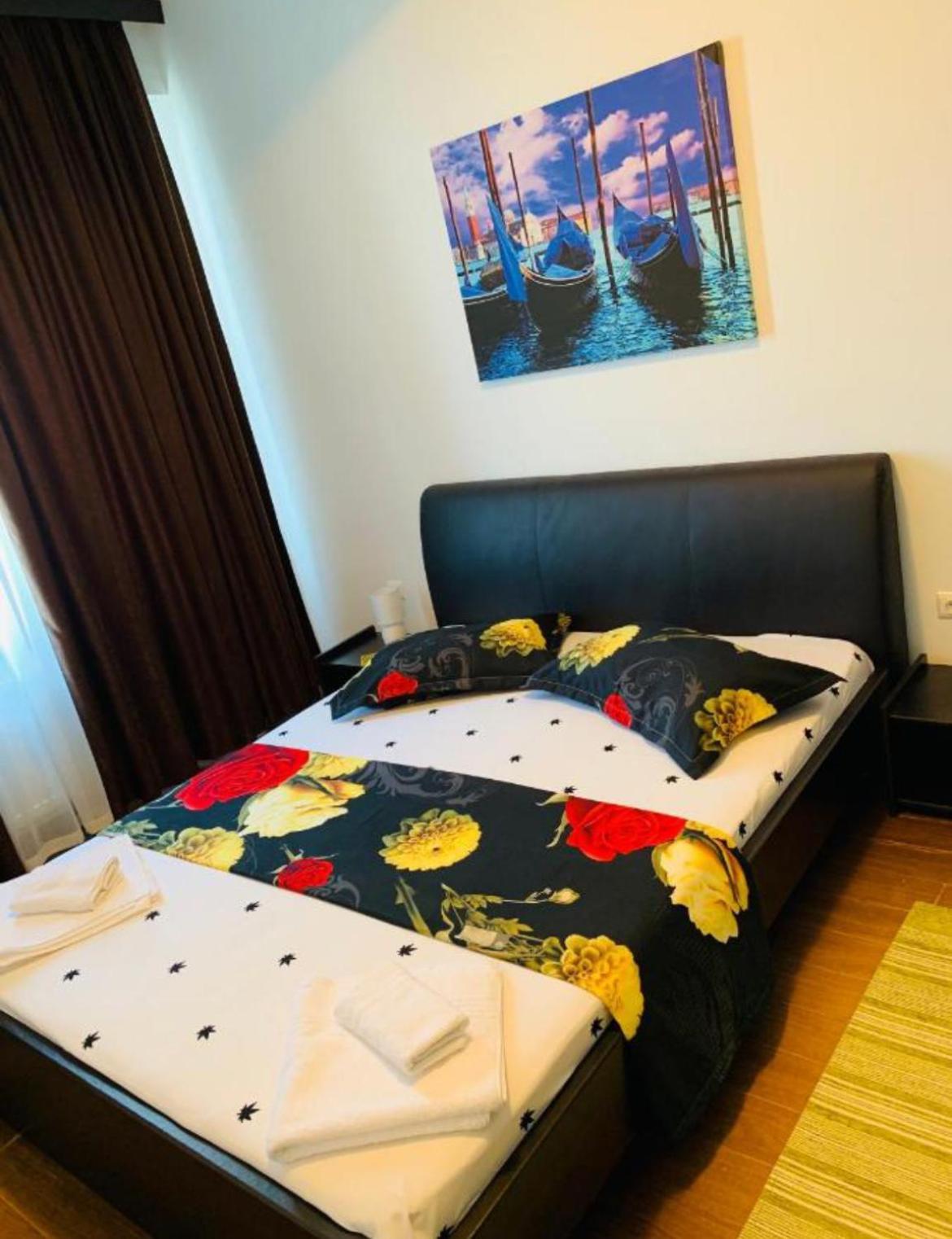 Catalina Summerland Apartaments Mamaia Nord Exterior photo